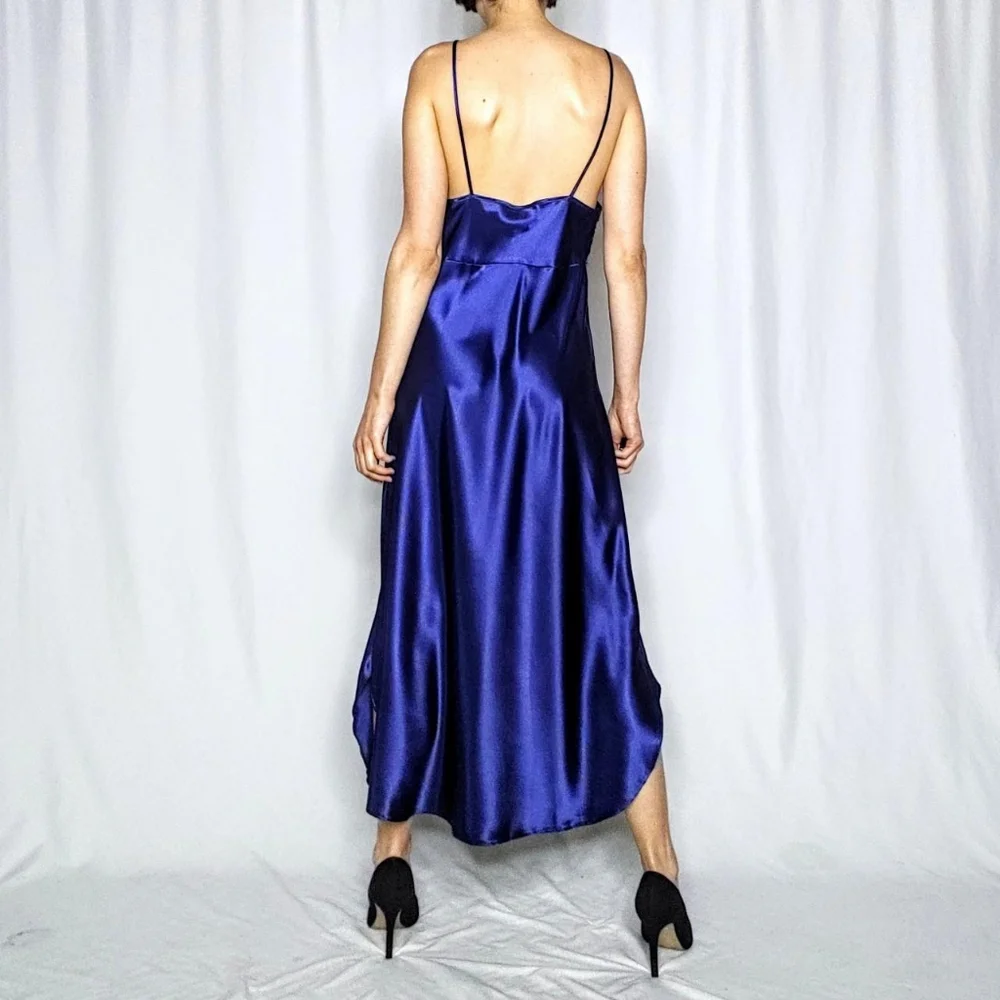 SOLD 90s embroidered vintage slip dress - Picture 4 of 8